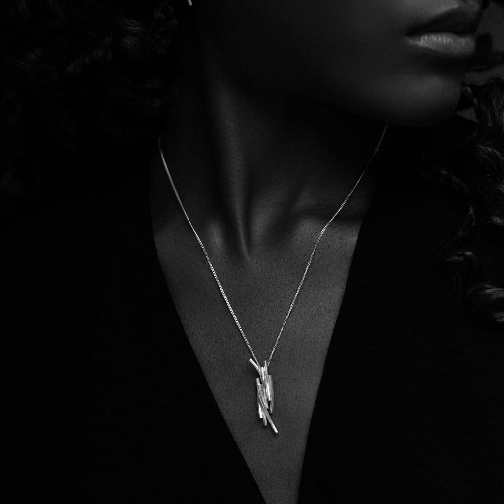 Curved Staffa Pendant - Image 3